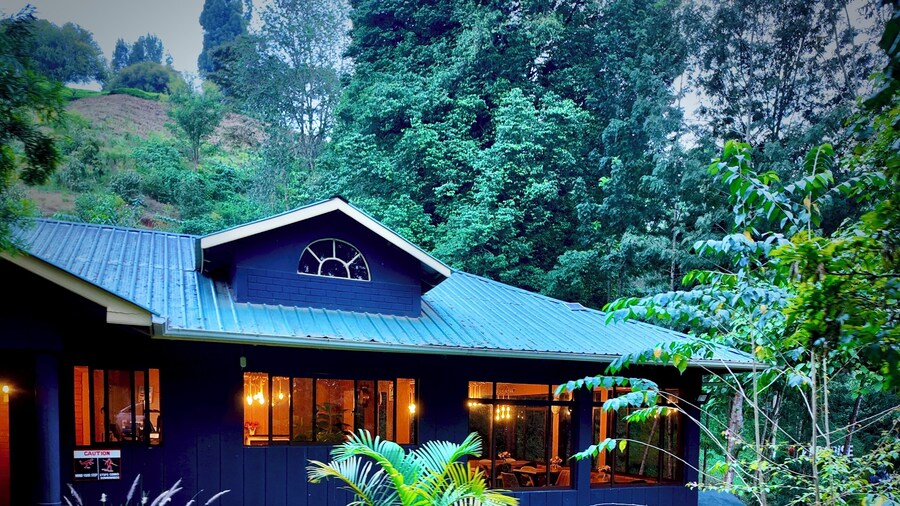 Paradise Farm Cottages Mbui
