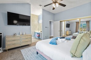 2 Schlafzimmer, Schreibtisch, Bügeleisen/Bügelbrett, WLAN