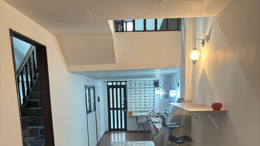 Kuyay Yachi Hostel