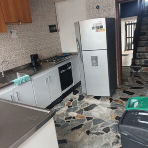 Ảnh chưa phân loại, 5 trong số 39 ảnh, nút