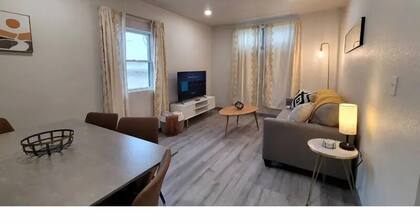 Bighorn Loft in Downtown Custer, Sleeps 6