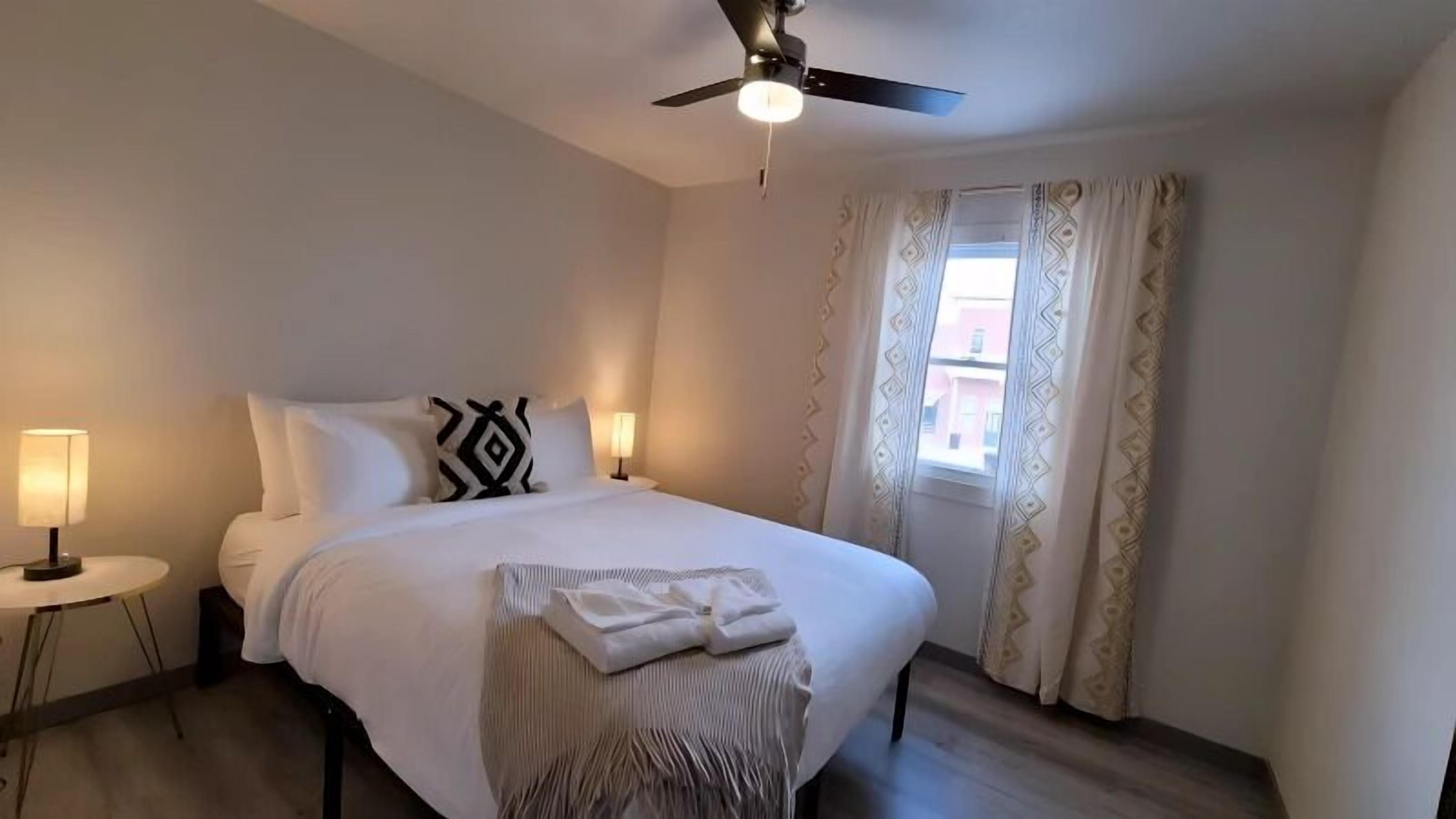 3 bedrooms, travel crib, free WiFi, bed sheets