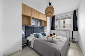 2 chambres, fer et planche à repasser, Wi-Fi gratuit, draps fournis