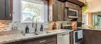 Walk to Lake Fayetteville: Family Retreat w/ Deck