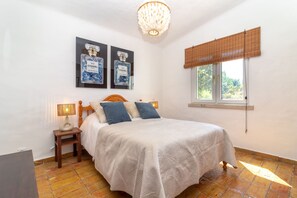 2 camere, ferro/asse da stiro, Wi-Fi gratuito, lenzuola