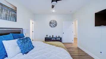 3 bedrooms, iron/ironing board, WiFi, bed sheets