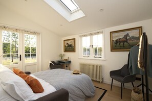 4 Schlafzimmer, Bügeleisen/Bügelbrett, Reisekinderbett, kostenloses WLAN