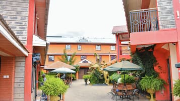 Ngoại thất