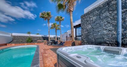 Villa Salaria - By Lanzarote Vacation Homes