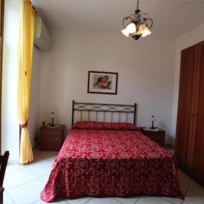 In-room safe, desk, blackout curtains, soundproofing