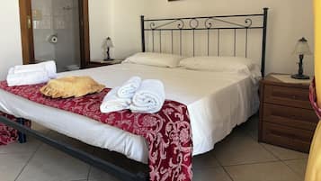 Đồ dùng nhà tắm miễn phí, máy sấy tóc, khăn tắm, xà phòng