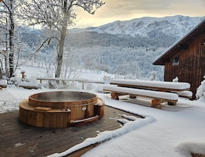 Bain à remous extérieur