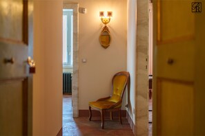 In-room safe, desk, laptop workspace, free WiFi