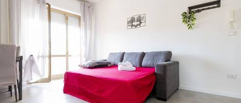 1 bedroom, iron/ironing board