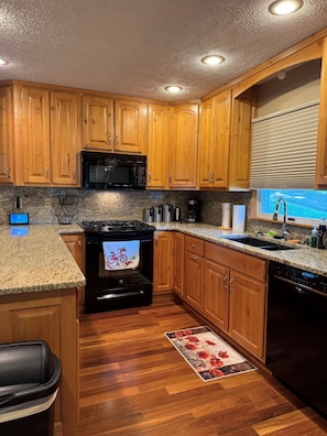 Microwave, oven, stovetop, dishwasher
