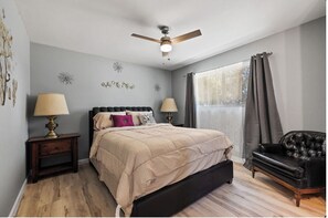 3 bedrooms, iron/ironing board, WiFi, bed sheets - 3-bedroom house in brilliant Vallejo with WiFi, AC. Enjoy your stay (Vallejo)