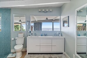 Doccia, asciugacapelli, bidet, asciugamani