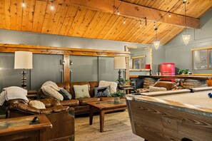 Smart TV, fireplace, video games