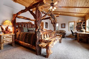 5 bedrooms, desk, iron/ironing board, free WiFi