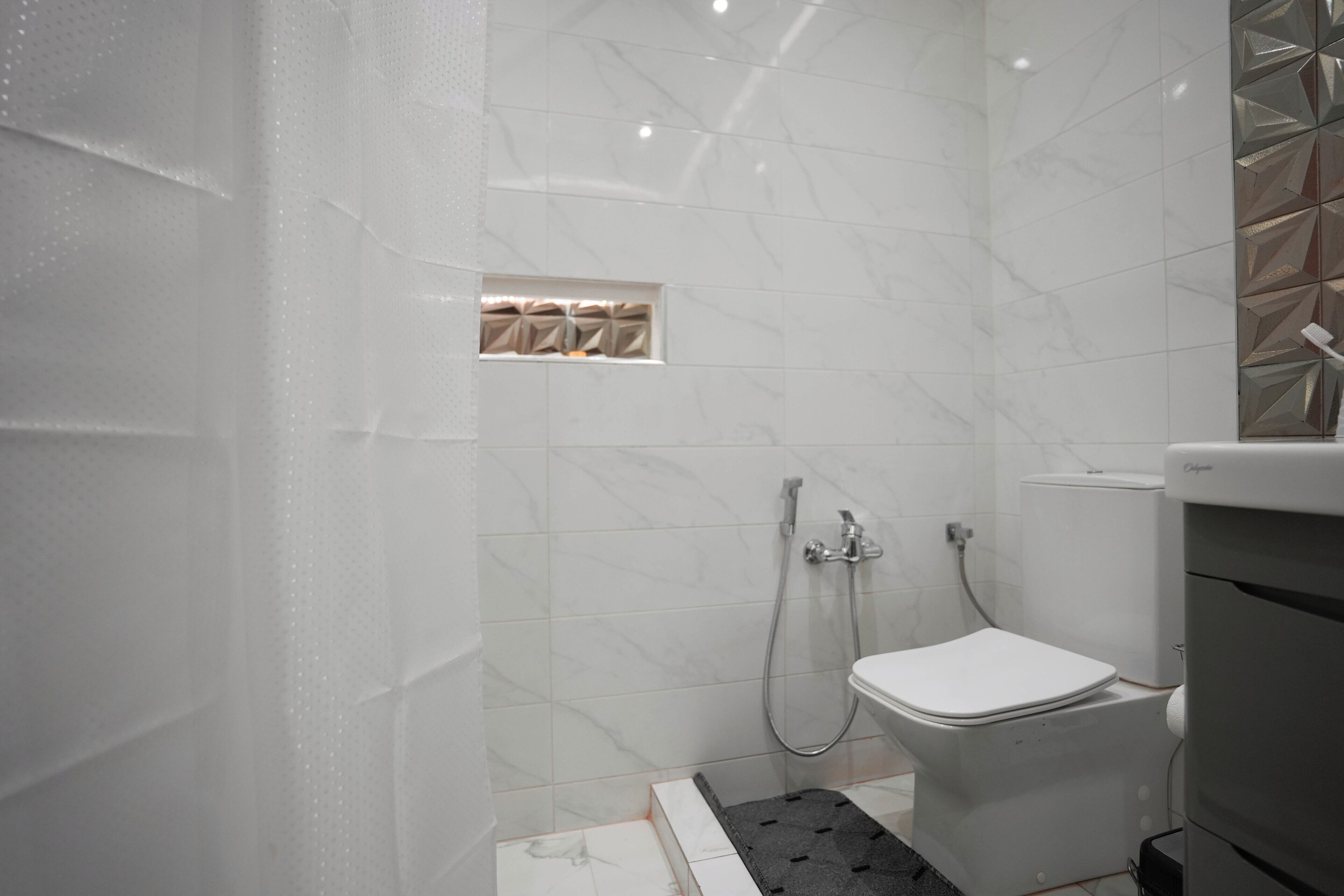 Luxury Apartment, Patio, Garden View | Bathroom