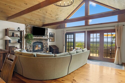 Secluded Getaway with Catskill Mountain Views