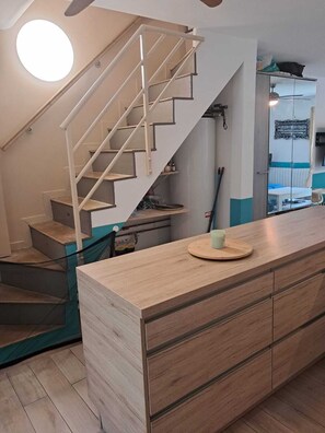 Interior - Semi-detached townhouse 15 min from Monaco and Nicewith private parking (La Trinité)