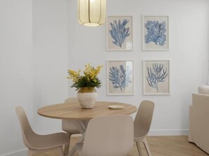 Dining - Apartment in Playa Rocío up to 4 people | PR 67 (Puerto Banús - Marbella)
