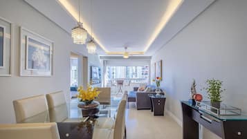 Departamento básico | Restaurantes