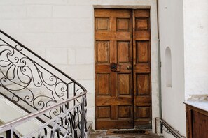Interior - Hyper center - Historic heart - Close to all shops and places of interest (Avignon)