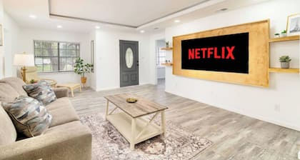 Downtown McAllen - Sleeps 10