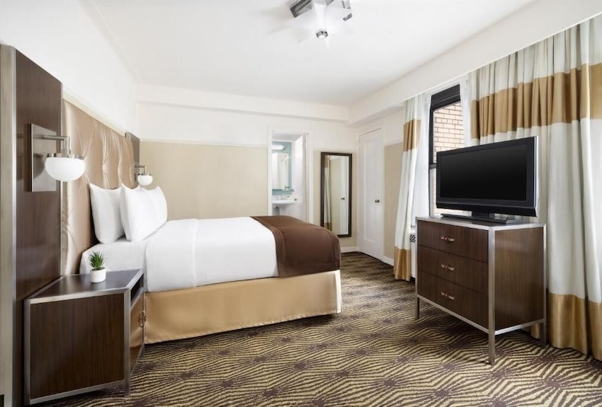 Vintage Vibes And Modern Comfort In Nycs Classic Hotel Setting - Pennsylvanie