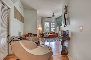 Smart-TV, Videospiele, Bücher