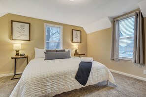 In-room safe, iron/ironing board, travel crib, free WiFi