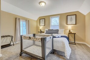 1 bedroom, in-room safe, iron/ironing board, travel cot