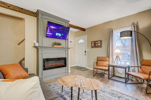 Downtown Basecamp: King Bed, Fireplace, and Your Own Parking