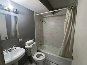 Free toiletries, towels
