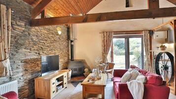 Cottage, Multiple Beds (Mill Wheel) | Room amenity