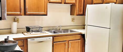 Microwave, stovetop, dishwasher
