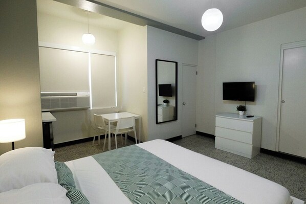 1 bedroom - Pet Friendly Near Old San Juan Free Parking (San Juan)