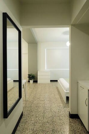 1 bedroom - Hotel Room With Balcony Free Parking Smart TV (San Juan)