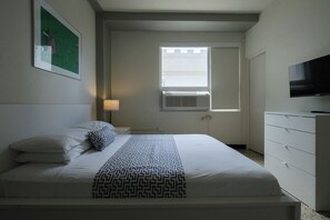 1 bedroom - Pet Friendly Near Old San Juan Free Parking (San Juan)