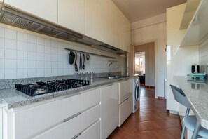 Dishwasher, toaster, ice maker