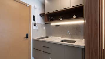 Basic Apartment | Private kitchen