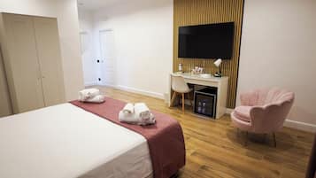 3 Schlafzimmer, Bügeleisen/Bügelbrett, WLAN, Bettwäsche