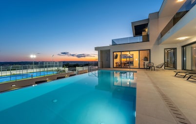 Luxurious home in Kakma with sauna