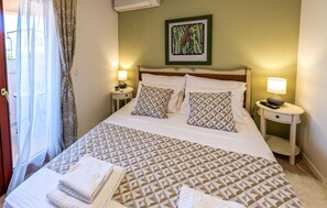 4 bedrooms, free WiFi, bed sheets