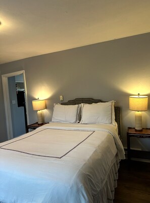 1 chambre, fer et planche à repasser, Wi-Fi, draps fournis