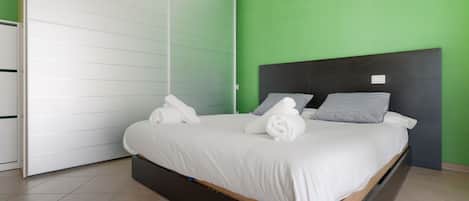 2 bedrooms