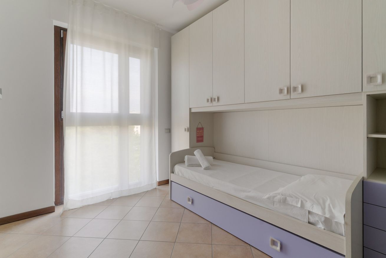 2 bedrooms