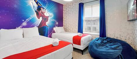 5 bedrooms, WiFi, bed sheets